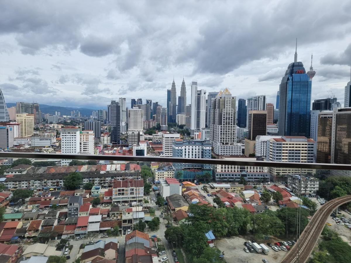 Wonderful Blue City View @Regalia Residence Kuala Lumpur Buitenkant foto